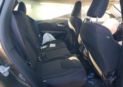 2015 Jeep Cherokee Latitude из США, поврежденный, VIN 1C4PJLCS0FW517752